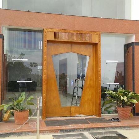 Airport Residency Hotel Devanahalli ภายนอก รูปภาพ